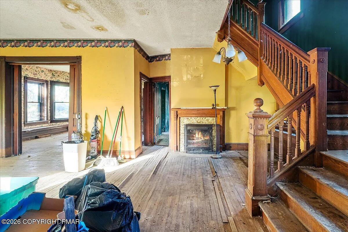 Older Hartford, Connecticut home — deciding whether to sell as-is or renovate first
