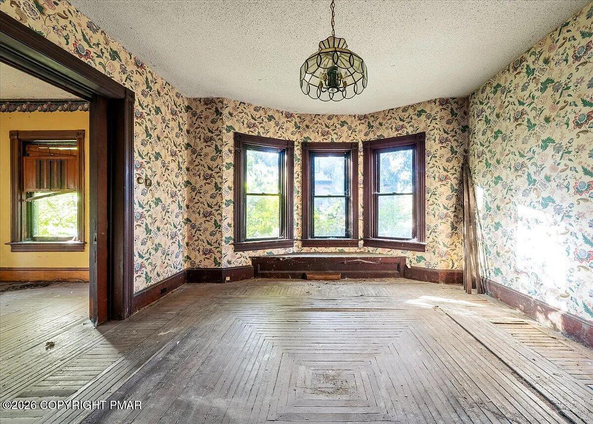 Older Greater Hartford home inherited through probate — selling an inherited house in Connecticut